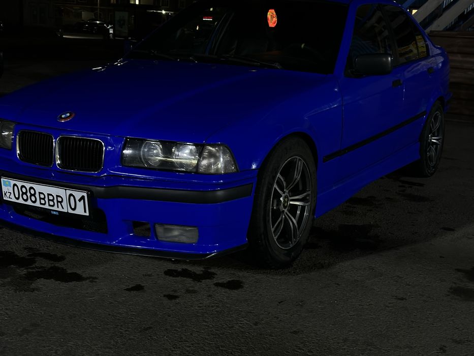 Bmw e36 m50b25 в хорошем состояние