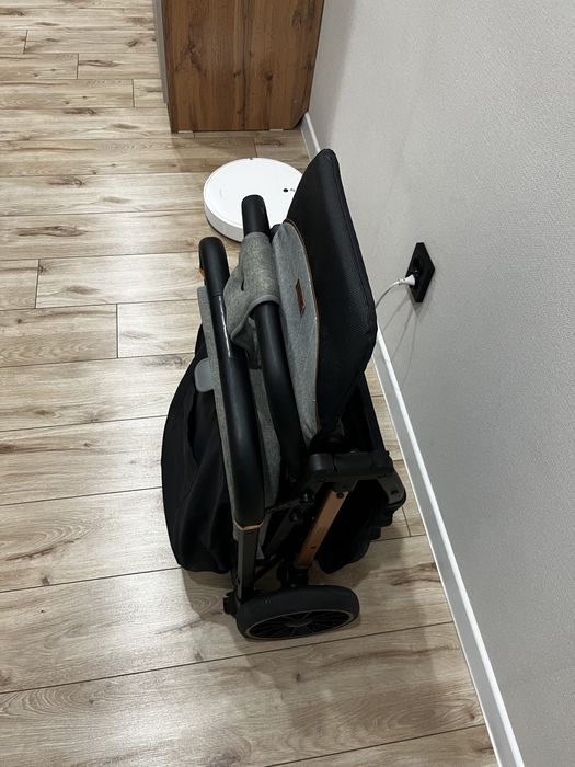 Продам детскую коляску