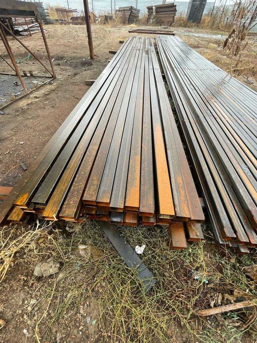 Профильные Стойки для забора. Доставка Алматы. Квадратные трубы: 550 тг ...