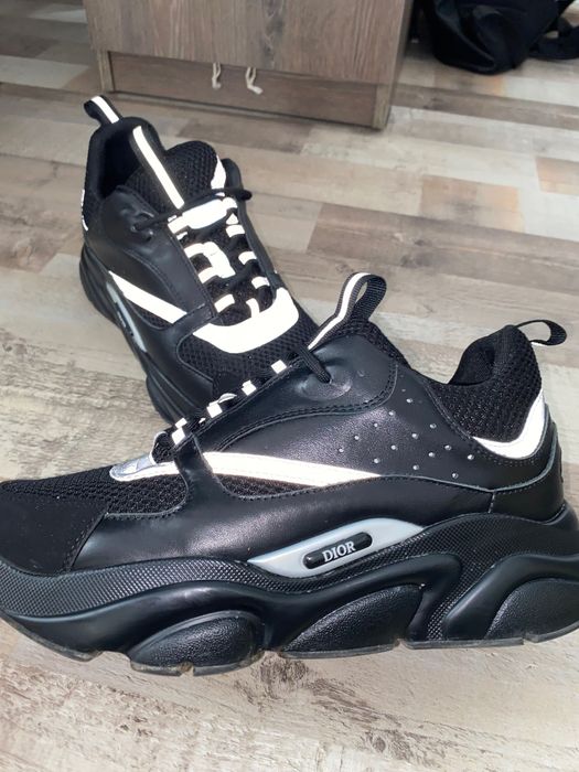 Dior B22 Black Reflective