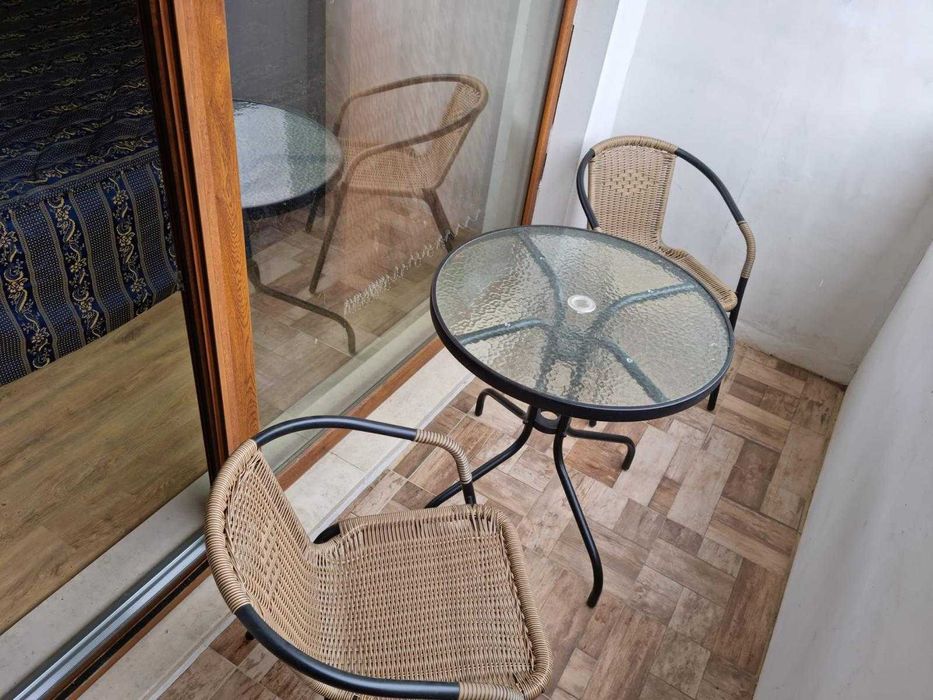 Дава се под наем Тристаен апартамент в Враца, Център - 70 кв.м за 382.5 € - Снимка #7