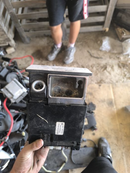 Пепелник панел bmw 520d 163кс m47 бмв е60 е61 e60 e61