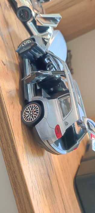 Игрушка машина оригинал