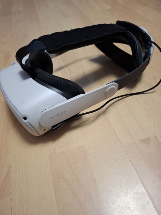 Vând Quest 2 256GB si Head Strap