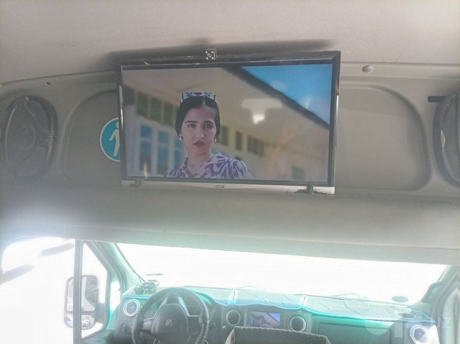 Holati Alo linada yurgan yangi chexol qilingan eshik aftomat