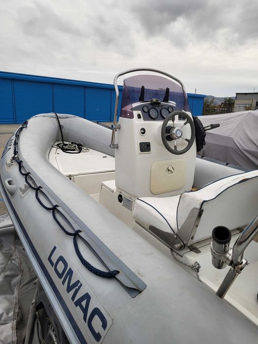 Надуваема лодка Риб Lomac