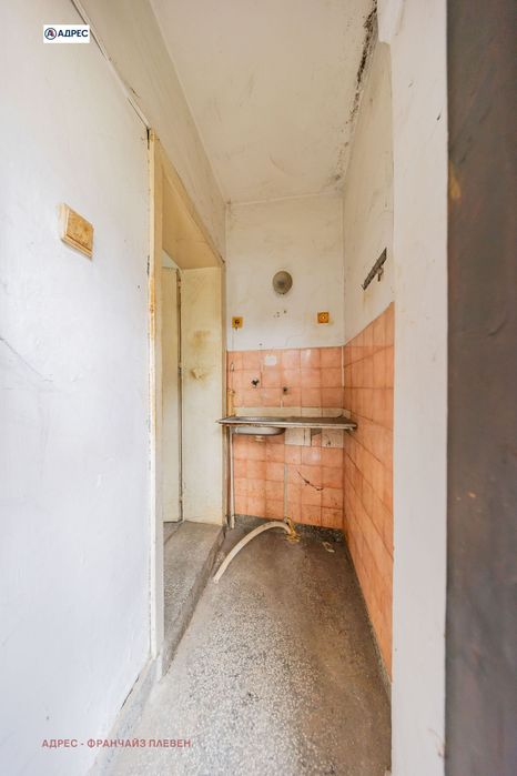 Къща в Плевен-Идеален център площ 80 цена 82000