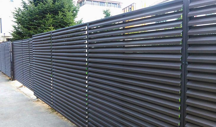 Executam garduri din plasa bordurata sipca metalica tabla cutata