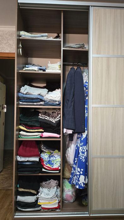 Продам Шкаф-купе