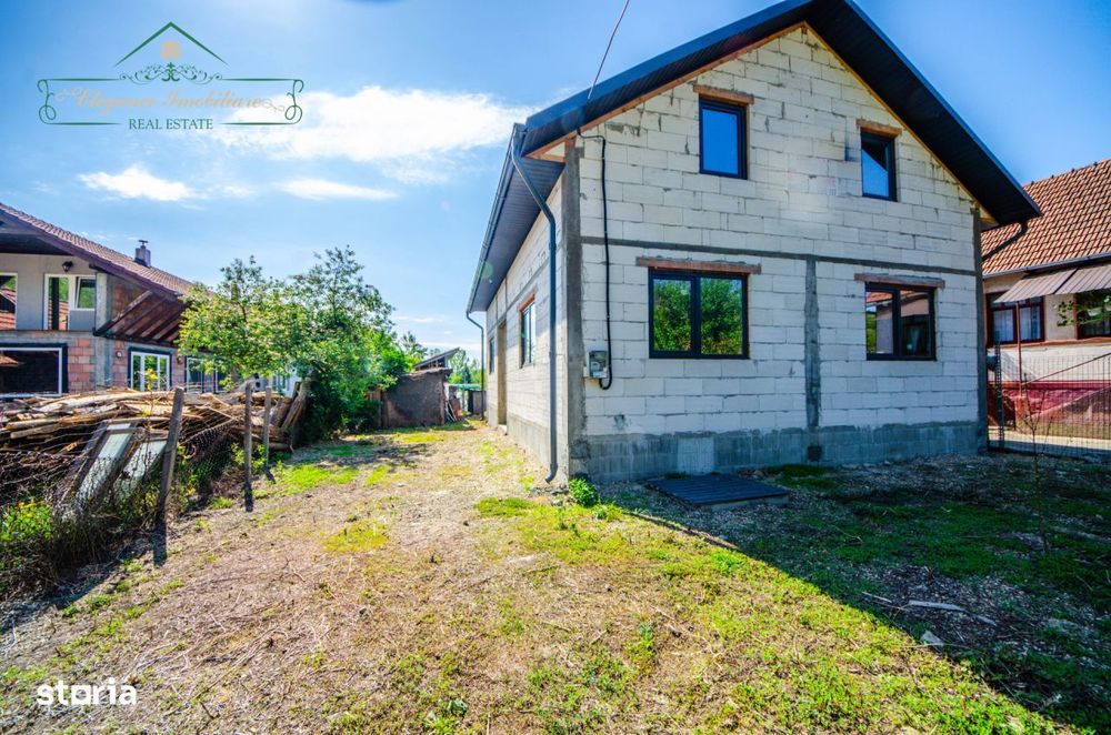 Casa Noua „la Rosu” cu Teren Generos – Șoimos, Arad