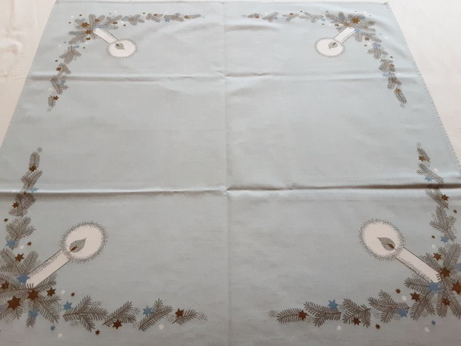 Коледни покривки и тишлайфери от 15 до 5 лв