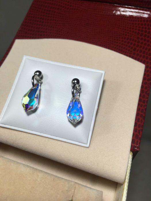 Комплект обеци и висулка със синджир