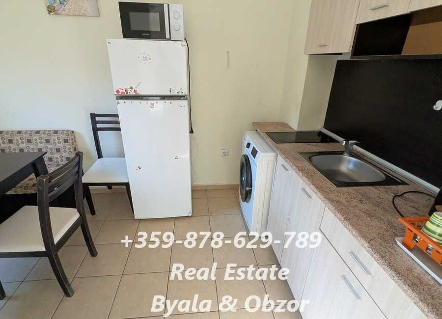 Двустаен апартамент в централна част на гр.Бяла