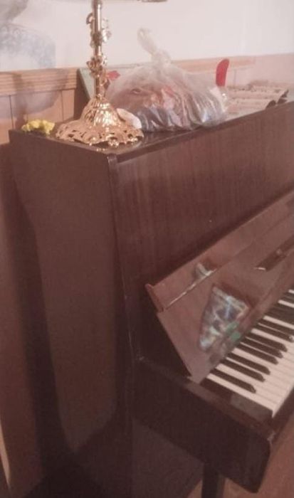 Пионино в хорошем состоянии работает все как положено