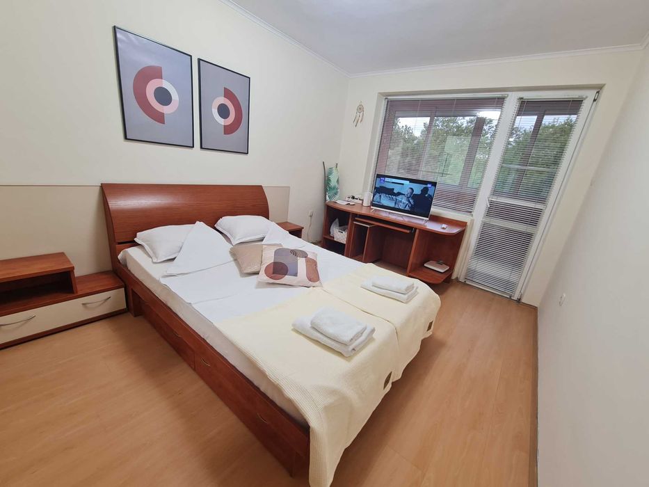 ”Дейзи” просторен ап. до Морската градина