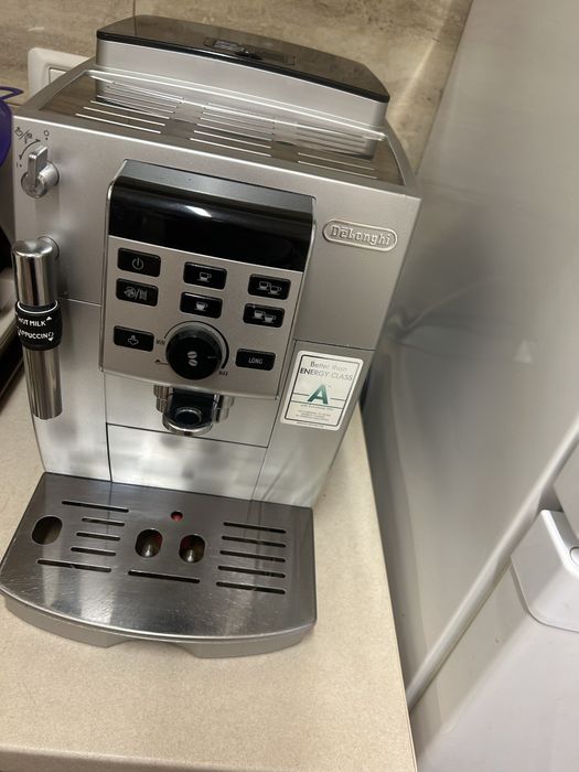 Espressor DeLonghi magnifica Cappucino