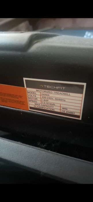 Bandă alergat marca Techfit.