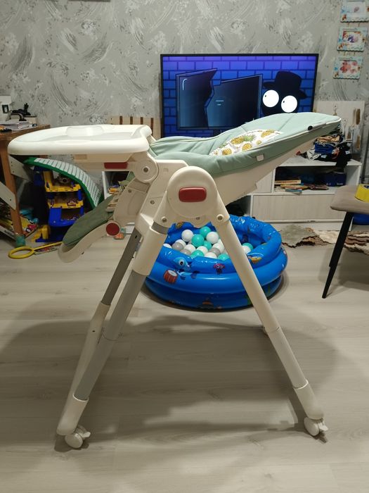 Продам стульчик детский