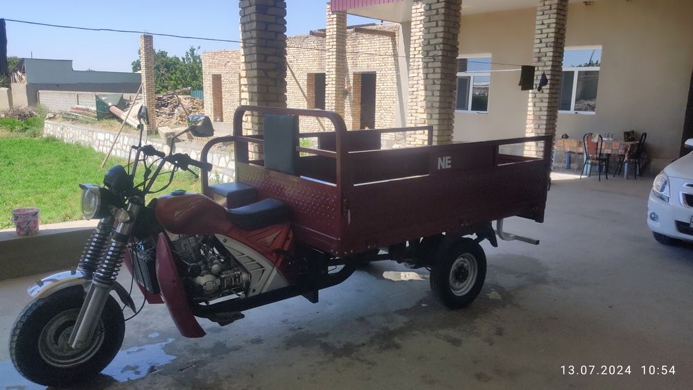 Продается мотоцикл муравей с двигателем бензиновый