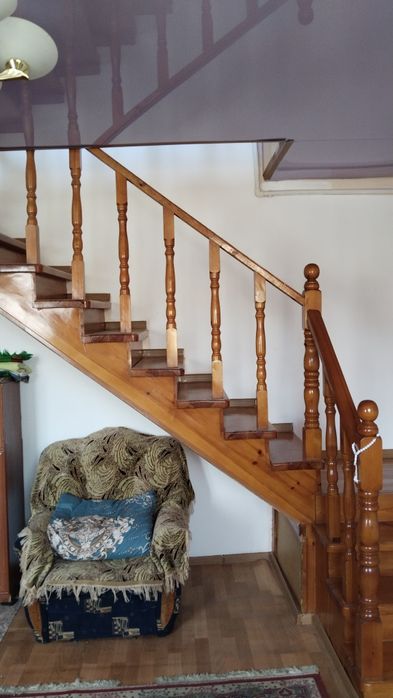 Сдам двух этажный дом