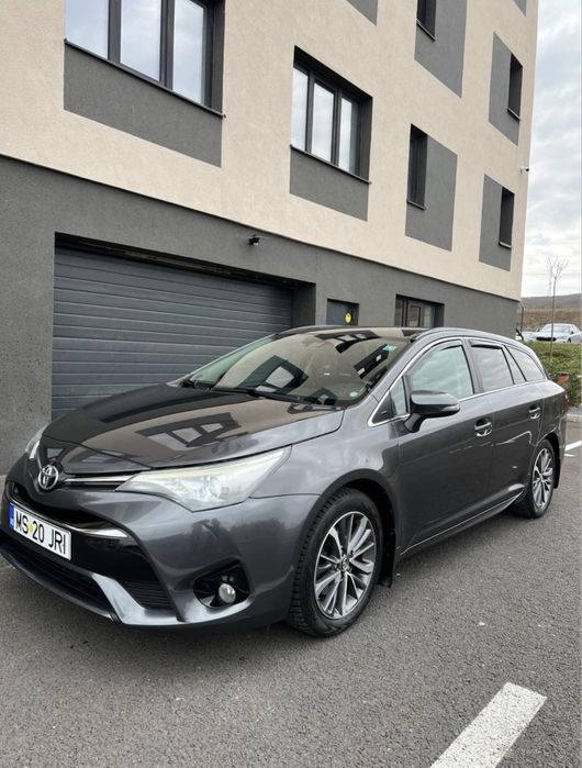 Toyota Avensis 2.0 D-4D Diesel 2015 Euro 6