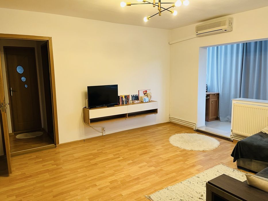 Apartament cu 2 camere, Aradului