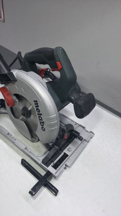 Потапящ се цинкуляр Metabo SK q55 1200w 160mm