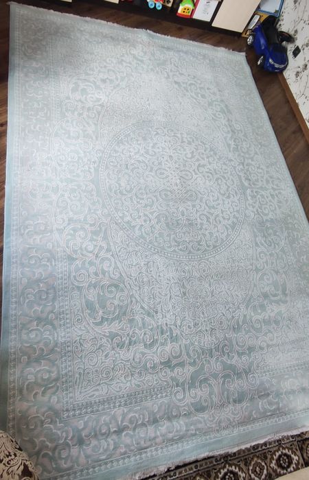 Ковер,шерстяной,красивый