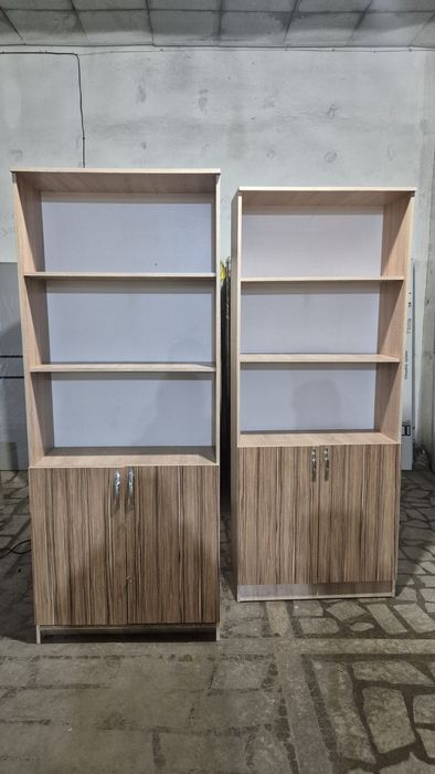 Шкаф пенал с полками б/у