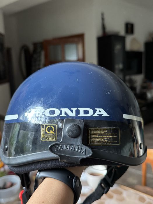 Продам мотошлем Хонда