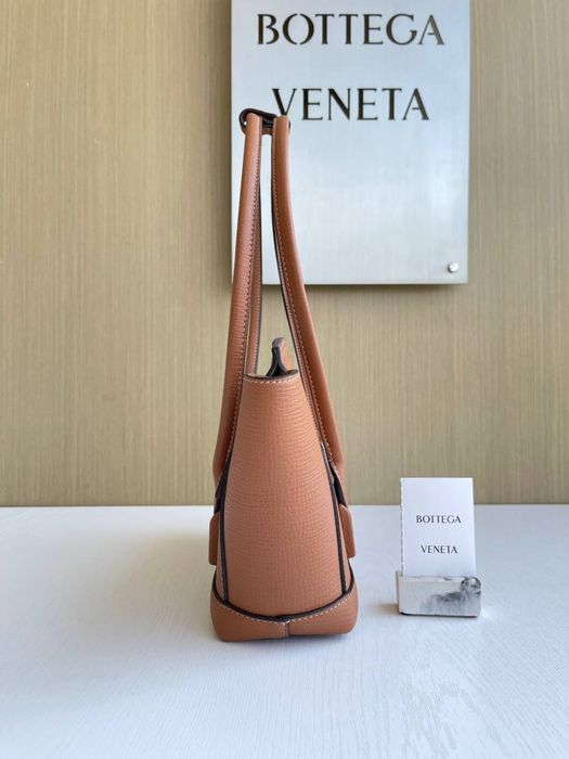 Geanta Bottega Veneta Arco