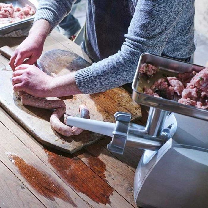 Нова Електрическа Месомелачка Gastroback, Mincer Pro M, 2000 W, 2 години Гаранция