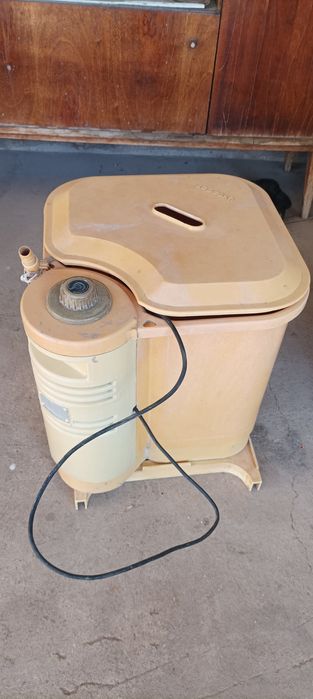 Стиральная машина б/у. Маркаси: Березка.