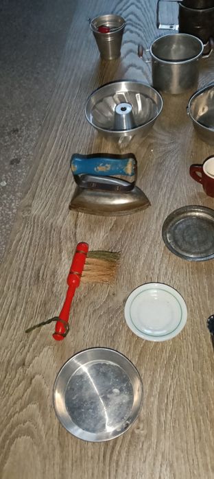 Jucari vechi miniatura casa de papsui de colectie