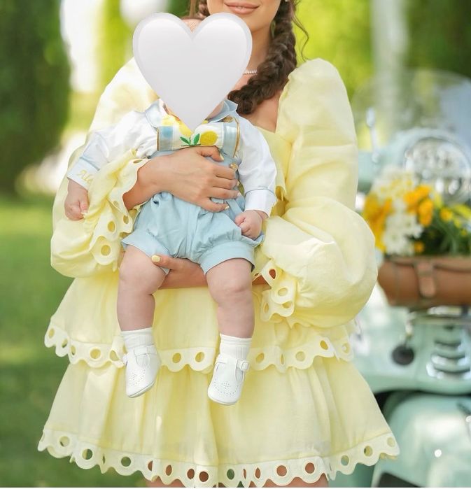 Официална жълта рокля