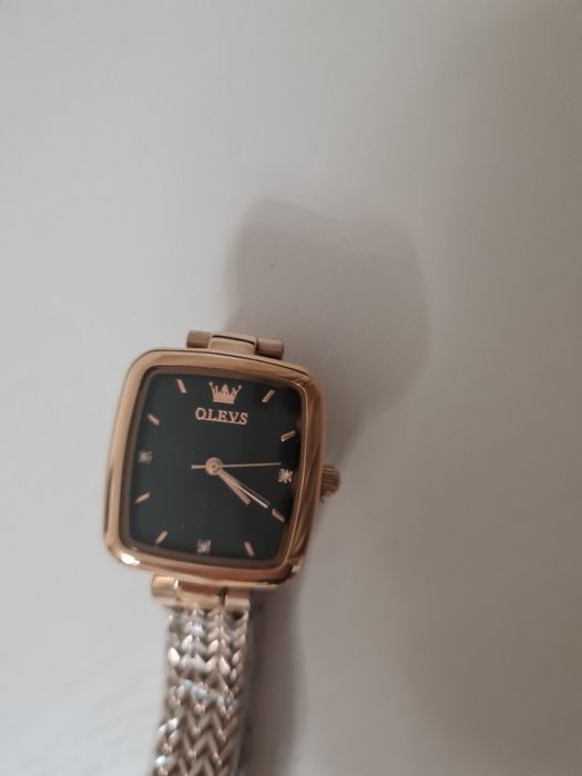 Часы наручные женские