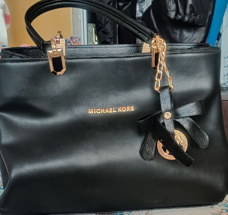 Дамски чанти различни модели