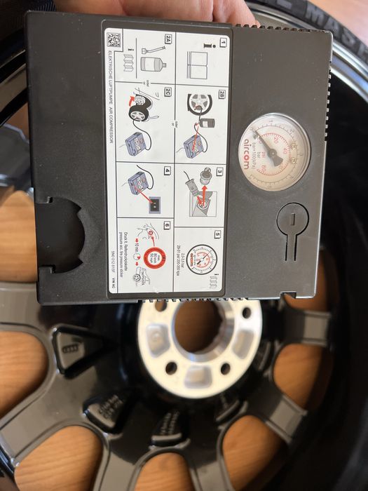 Kit Roata Rezerva Slim Noua Cayenne/ Audi Q8 Q7/ Bentayga/ Touareg CR7