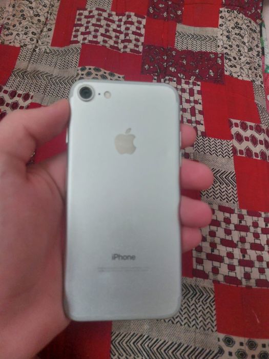 айфон 7 128гб 1минус