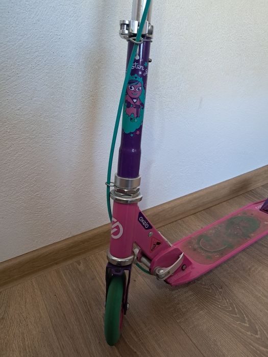 Set trotineta Oxelo Play 5 Decathlon, protectii si casca