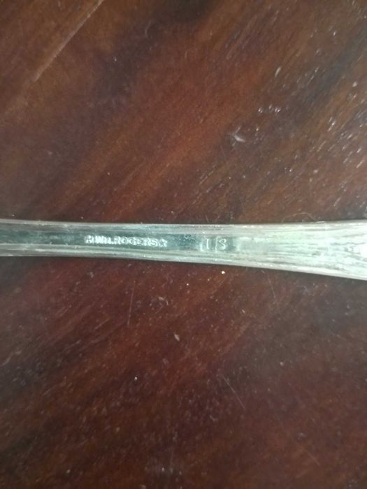 РЯДЪК комплект посребрени прибори Wm. ROGERS от 1938 год.