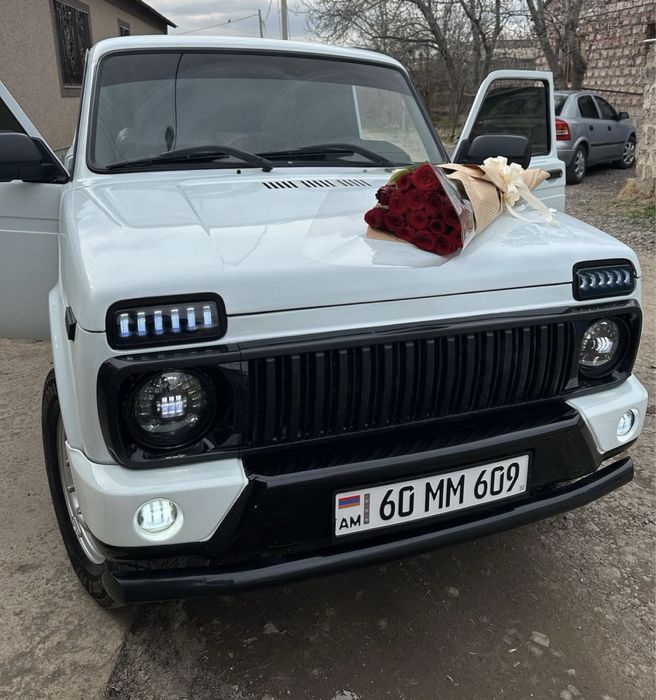 Комплект оптики на ниву Фонари фары надфарники Nivа 4х4