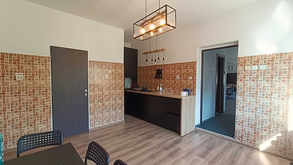De inchiriat spatiu de birou la casa cu parcari