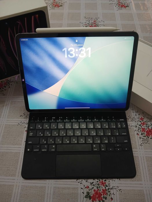 iPad Pro 11 M2 512GB Cellular + Smart Keyboard + Pencil 2