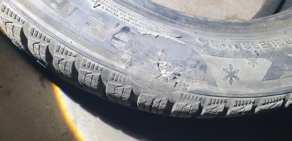 Резина зимняя 2шт