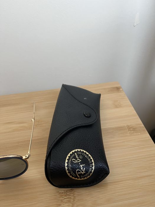 Слънчеви очила Ray Ban в синьо