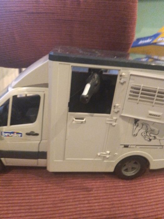 Camion jucarie Bruder