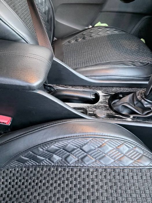 Chevrolet Cobalt 2025 — 6