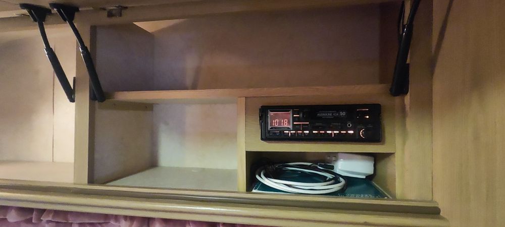 Регистрирана каравана Swift 400 SE с форселт