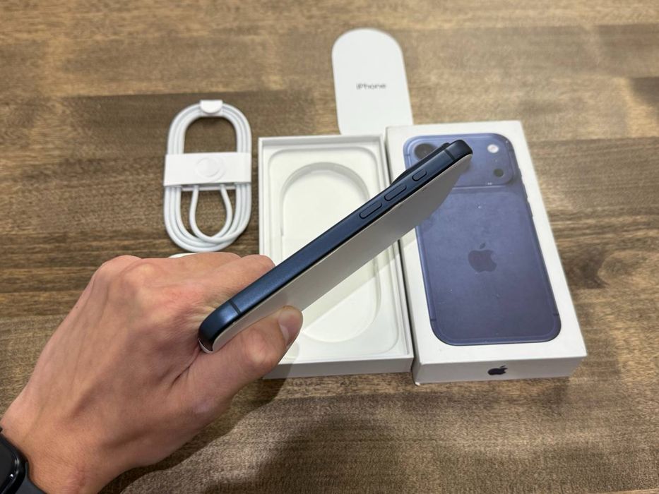 iphone 17 pro практический новый